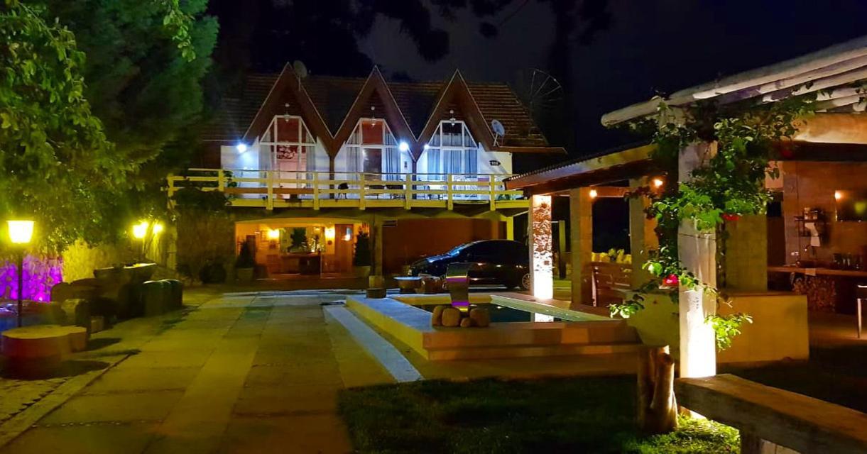 Отель Campos House Кампус-ду-Жордау Экстерьер фото